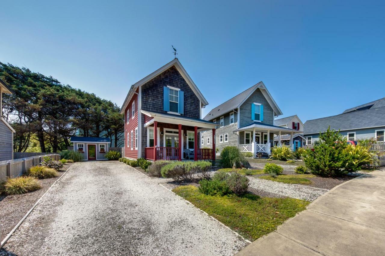Dog Paddle Villa Lincoln City Exterior photo